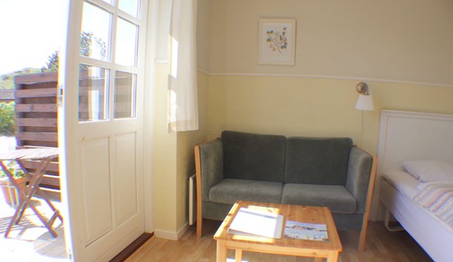 Studio, Terrace