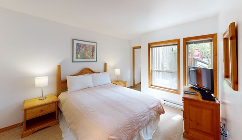 Condo, 2 Bedrooms (03)