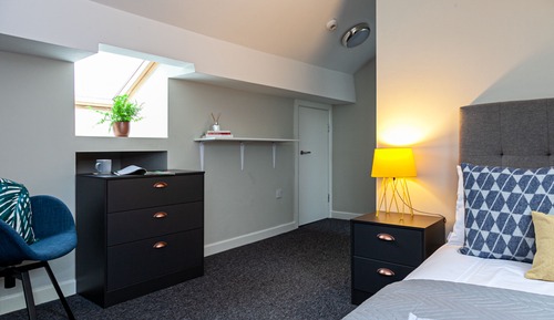 Deluxe Apartment, Private Bathroom (Treetops at City Haven)