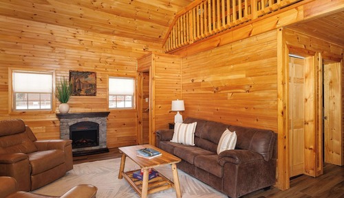 Cabin, 6 Bedrooms, Fireplace, Lakeside