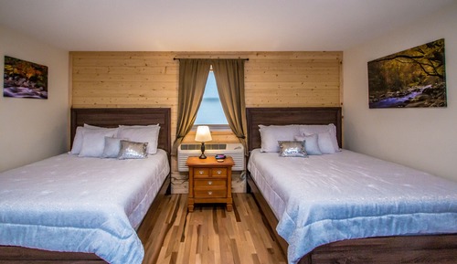 Cherry Motel suite 7