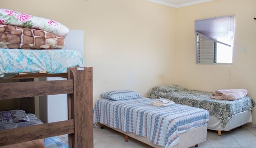 Family Quadruple Room (12)