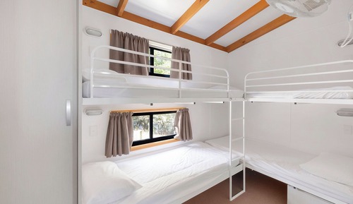 Superior Cabin - Sleeps 6