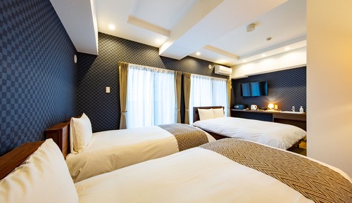 Japanese Modern Style Quadruple Room