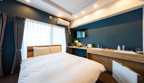 AMERICA Quadruple Room