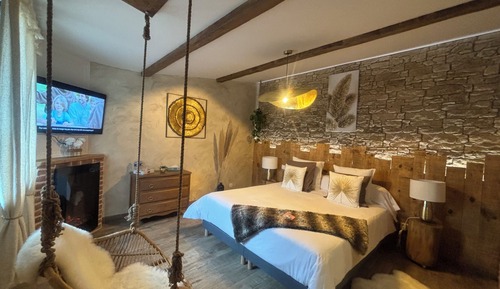 Chambre de Luxe Romantique Avec Terrasse Privative