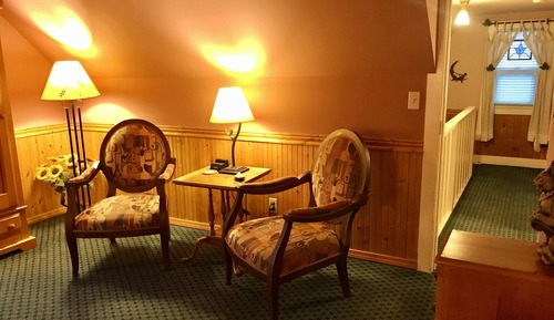 Luxury Suite