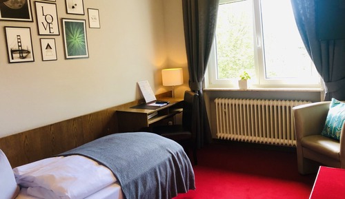 Economy Single Room