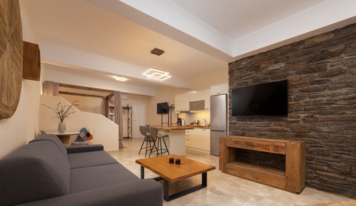 Deluxe Room, Balcony, City View