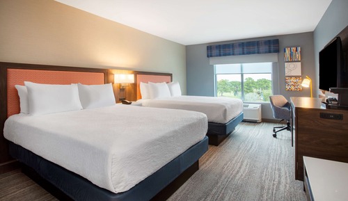 Room, 2 Queen Beds, Refrigerator & Microwave