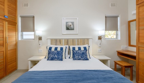 One Bedroom Apartment