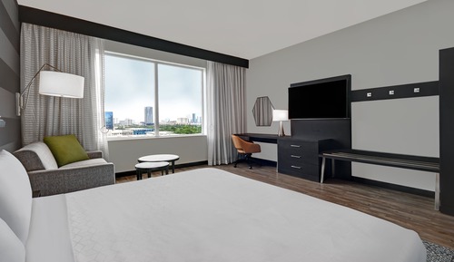 Standard Room, 1 King Bed, Accessible (Mobility, Access Tub)