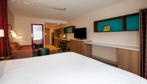 Studio Suite, 1 King Bed, Non Smoking