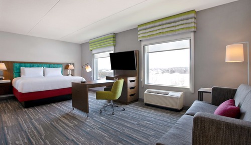 Studio Suite, 1 King Bed, Non Smoking, Refrigerator & Microwave (Wet Bar)