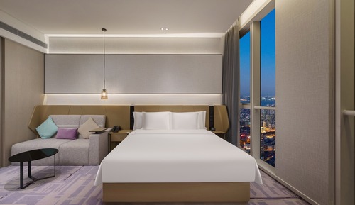 Standard Room, 1 King Bed