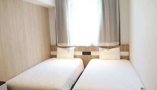 Twin Room, Non Smoking, Corner