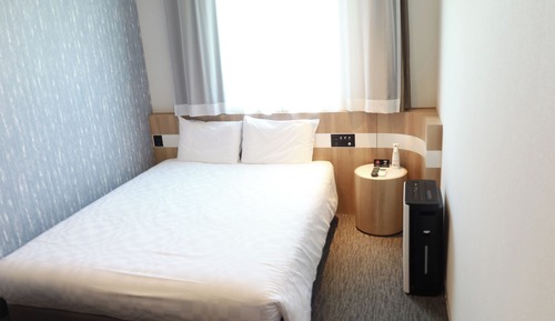 Double Room, Non Smoking, Corner