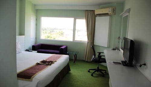 Deluxe Double or Twin Room