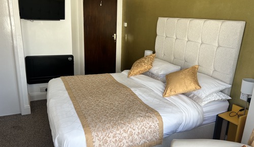 Standard Double Room, Ensuite, Harbor View