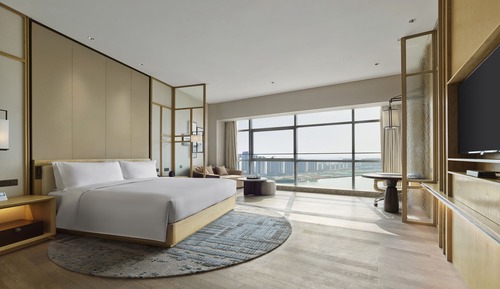 Premium Room, 1 King Bed, Lake View