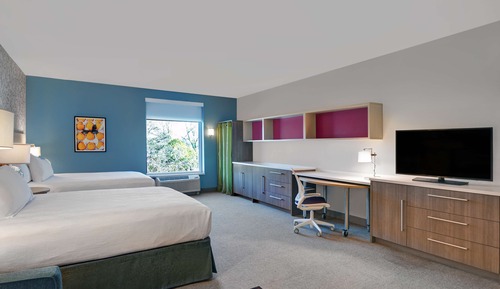 Studio, 2 Queen Beds, Accessible (Mobility & Hearing, Roll-in Shower)