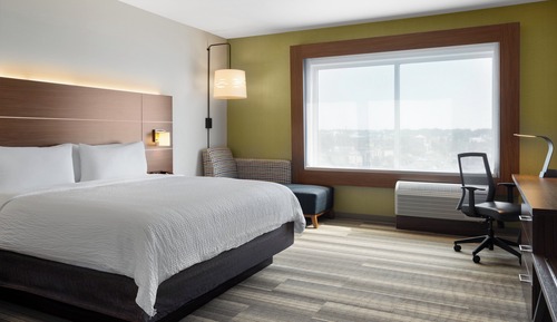 Standard Room, 1 King Bed, Accessible Bathtub (Mobility)
