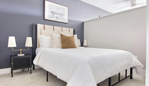 Studio, 1 Queen Bed with Sofa bed