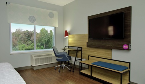 Room, 1 King Bed, Accessible, Bathtub