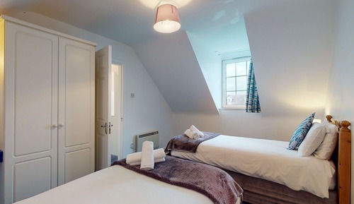 Dingle Harbour Cottage no. 13