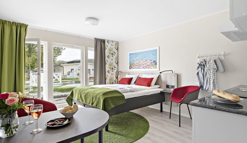 Double or Twin Room, Kitchenette (Incl. Towels, Sheets, Cleaning)