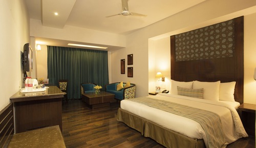 Superior Room, 1 King Bed, Non Smoking