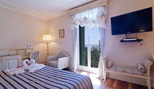 Junior Suite, Sea View (Single Use)