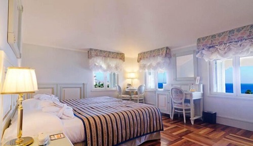 Suite, Sea View (Prestige)
