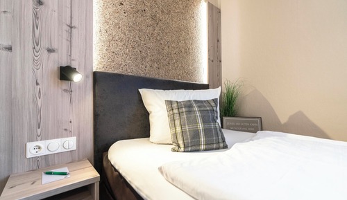 Single Room Comfort 