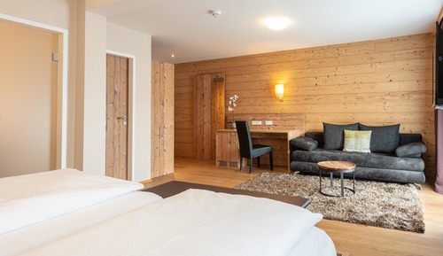 Junior Suite Superior Plus A with Balcony