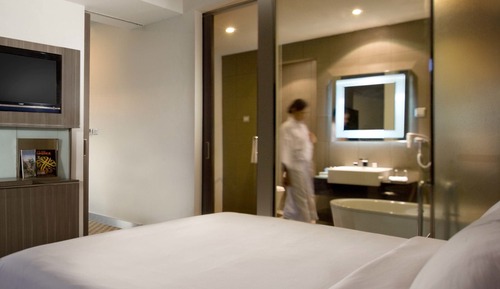 Suite, 1 King Bed