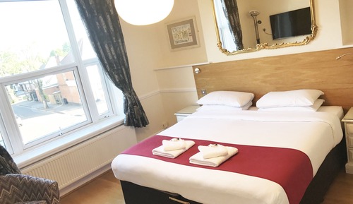 Family Room (Deluxe)