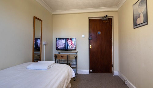 Standard Single Room, Ensuite