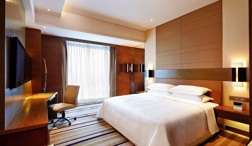 Deluxe Room, City View
