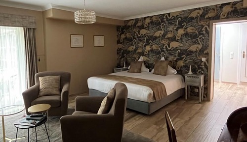 Junior Double Room