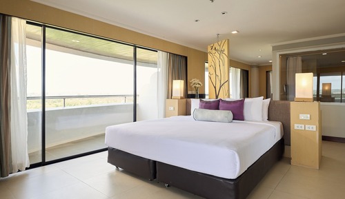 Deluxe Room, 1 Double Bed, Corner