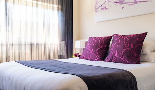 Standard Room, 1 Queen Bed, Non Smoking