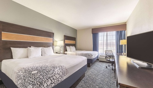 Deluxe Room, Multiple Beds, Non Smoking