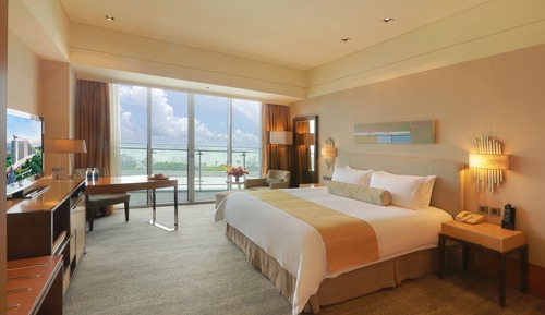 Superior Seaview Queen Room