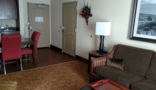 Suite, 1 King Bed, Accessible, Bathtub (Mobility & Hearing)