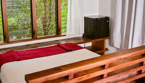 Deluxe Tree House (Double Room with Mountain View)