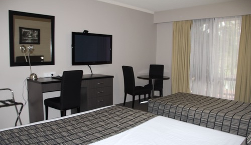 Deluxe Room, Multiple Beds