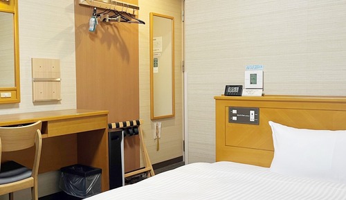 Single room B smoking