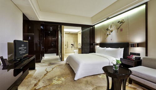 Standard Room, 1 King Bed, Accessible
