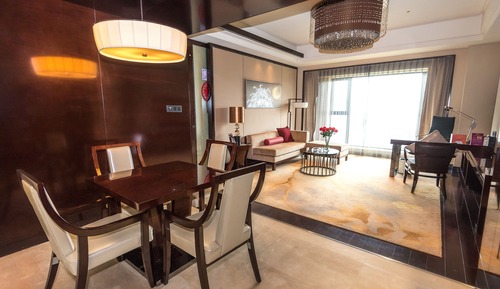 Suite, 1 Bedroom, Business Lounge Access